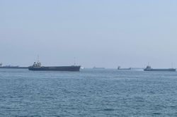 Tiết lộ cách Iran xuất khẩu dầu giữa lệnh trừng phạt và phong tỏa của Mỹ
