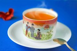 Uống đồ quá nóng có thể làm tăng nguy cơ ung thư thực quản gấp ba lần
