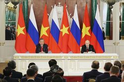 Tổng Bí thư, Chủ tịch nước Tô Lâm và Tổng thống Nga V.Putin họp báo chung