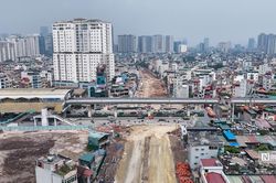 Lãnh đạo Thành ủy Hà Nội kiểm tra đường Vành đai 2,5, yêu cầu thông xe dịp 10/10