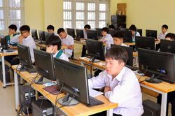 94% học sinh Việt Nam dùng AI, nhưng chỉ khoảng 70% được học cách kiểm chứng
