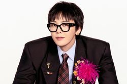 Fan Việt 'dậy sóng' với G-DRAGON