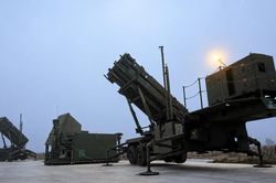 Ukraine ký hợp đồng mua 1.000 tên lửa Patriot từ nguồn vốn vay của EU