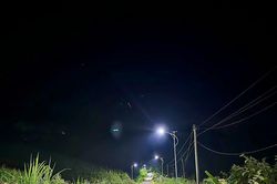 Nam Giang đầu tư 2 tỷ đồng thắp sáng gần 5km đường bằng điện mặt trời