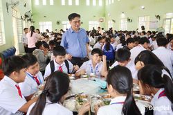 32 trường học tại 8 xã biên giới thành phố Đồng Nai phục vụ bữa ăn trưa cho học sinh