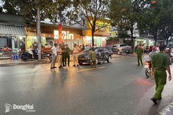 Xe bán tải mất lái tông 3 phương tiện, 1 người tử vong