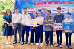 Hơn 311 triệu đồng ‘Chia sẻ nỗi đau’ với nữ sinh mắc bệnh u não