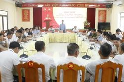 Quy Mông tổ chức Hội nghị tiếp xúc, đối thoại trực tiếp với Nhân dân