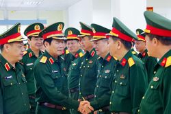 Ðoàn kết, đồng thuận xây dựng lực lượng vững mạnh