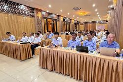 Tổng công ty Truyền tải điện Quốc gia tổ chức khóa huấn luyện công tác an toàn cho cán bộ