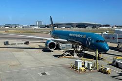 Hệ thống kiểm soát không lưu tại Anh gặp sự cố, Vietnam Airlines điều chỉnh lịch bay