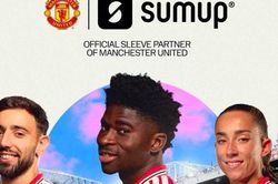 Manchester United công bố hợp đồng tài trợ tay áo lớn nhất lịch sử với SumUp