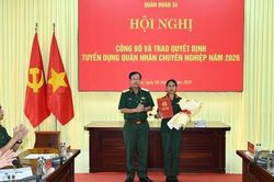 Quân đoàn 34 tuyển dụng vợ chiến sĩ dũng cảm hy sinh khi cứu hai người dân bị điện giật
