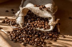 Giá cà phê hôm nay 9/9: Arabica thấp nhất 2 tháng, Robusta hồi phục