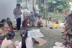 Bắt quả tang 17 người lắc tài xỉu ăn tiền ở An Giang