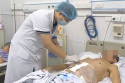 Cứu sống người đàn ông bị rò đường tiêu hóa, gây áp xe phổi nghiêm trọng