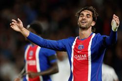 PSG 5-1 Slovan Bratislava: Ferran Torres lập hat-trick