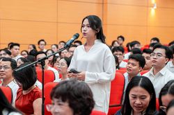 Dàn bác sĩ nội trú là trai tài, gái giỏi