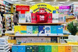 Trải nghiệm không gian đọc tại chuỗi nhà sách dịp đầu năm học mới