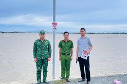 An Phú treo biển 'Cấm tắm - lội' tại các khu vực nguy hiểm