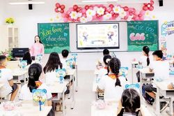 Tăng cường phối hợp thực hiện bảo hiểm xã hội, bảo hiểm y tế sau sắp xếp cơ sở giáo dục tại Hà Nội