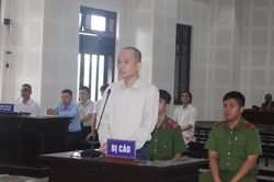 Lừa gần 8 tỷ đồng bằng thủ đoạn 'giúp' vay ngân hàng