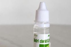 [SPOTLIGHT] Cục Quản lý dược phạt Pharmedic 50 triệu vì thuốc nhỏ mắt chứa hạt lạ