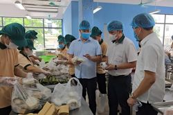 Hà Nội xử lý việc cung cấp chậm suất ăn bán trú tại Trường Nguyễn Quý Đức