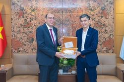 Petrovietnam thúc đẩy cơ hội hợp tác dầu khí với Libya