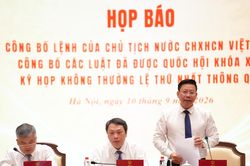 Thứ trưởng Bộ Tư pháp Nguyễn Thanh Ngọc giới thiệu nội dung cơ bản của 4 luật mới được thông qua