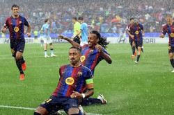Barca đại phá Feyenoord trận ra quân Champions League