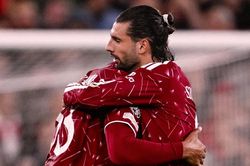 Liverpool ngược đánh bại Atletico ở trận ra quân Cúp C1