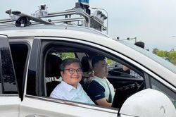 Phó Chủ tịch Hà Nội đi ô tô tự lái thử nghiệm ở khu công nghệ cao Hòa Lạc