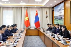 Chủ tịch Quốc hội tiếp Nhóm Nghị sỹ Hữu nghị Mông Cổ-Việt Nam