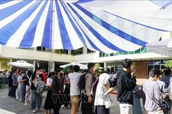 Phụ huynh vẫn đôn đáo tìm sách giáo khoa cho con