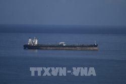 Căng thẳng Trung Đông leo thang, giá dầu Brent vượt mốc 105 USD/thùng