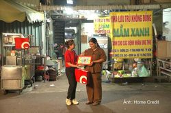 Khi người trao điểm tựa cũng cần được 'trợ lực'
