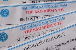 Bảo hiểm xã hội Việt Nam hướng dẫn cách gia hạn thẻ bảo hiểm y tế