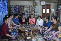 Nâng sức cạnh tranh cho hợp tác xã