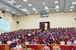 Trang bị kiến thức về an toàn giao thông, an ninh mạng cho hơn 400 học sinh, sinh viên
