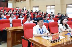 Cập nhật kỹ thuật đường truyền trị liệu và chuẩn hóa quy trình chăm sóc bệnh nhân cho hơn 100 y, bác sĩ
