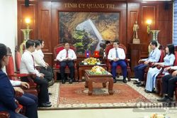 Thắt chặt tình hữu nghị, tăng cường hợp tác Quảng Trị-Sạ-vẳn-na-khệt