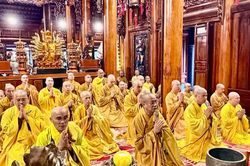 Ninh Bình: Trang nghiêm Lễ Bố-tát, tụng giới tại 18 trường hạ trong địa bàn tỉnh