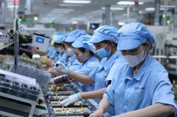 Thúc đẩy các động lực tăng trưởng, hướng tới mục tiêu hai con số