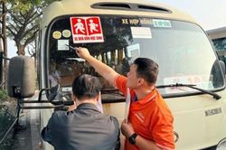 Hà Nội tăng cường quản lý xe đưa đón học sinh
