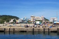 Quảng Ngãi chú trọng cải thiện môi trường đầu tư, chủ động mời gọi các doanh nghiệp
