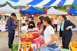 Đà Nẵng đưa hàng Việt đến gần hơn với đồng bào vùng cao Tây Giang