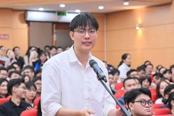 Nam thủ khoa lý giải quyết định 'chuộng duy nhất' ngành Sản phụ khoa