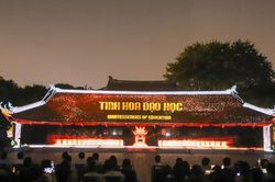 'Đánh thức' di sản Văn Miếu, tạo sức bật cho kinh tế đêm