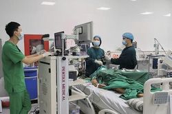 Nguy kịch do tự ý dừng thuốc điều trị viêm gan B